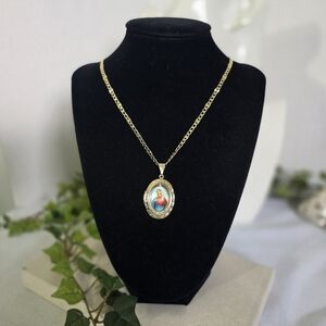Gold Filled Sacred Heart of Mary Locket Pendant with 20" Chain